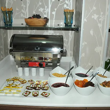 Boutique Hotel 3*